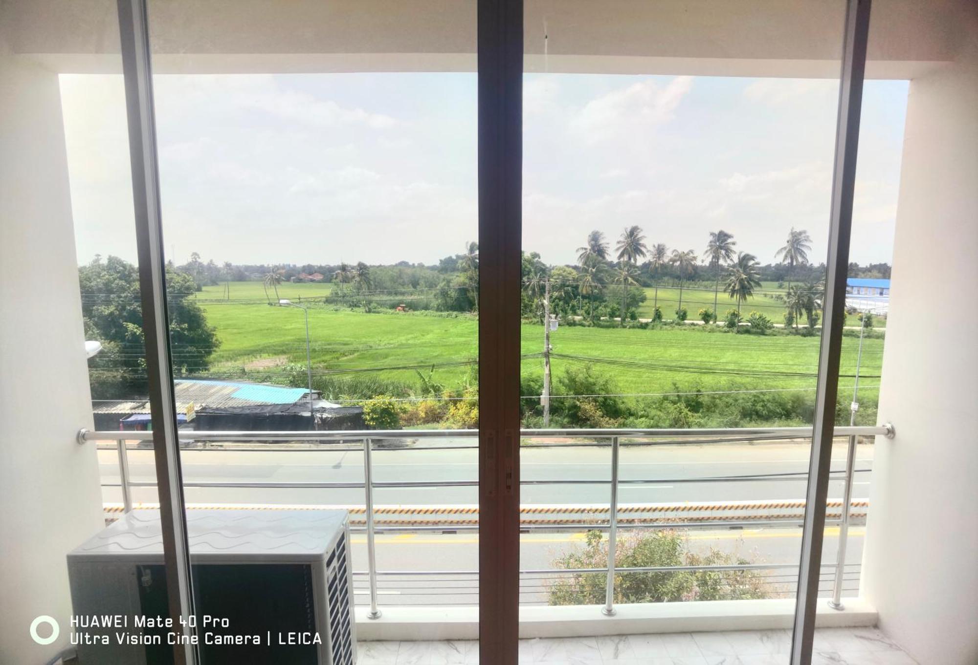 מלון Ban Khlong Krang 115 Townhouse מראה חיצוני תמונה
