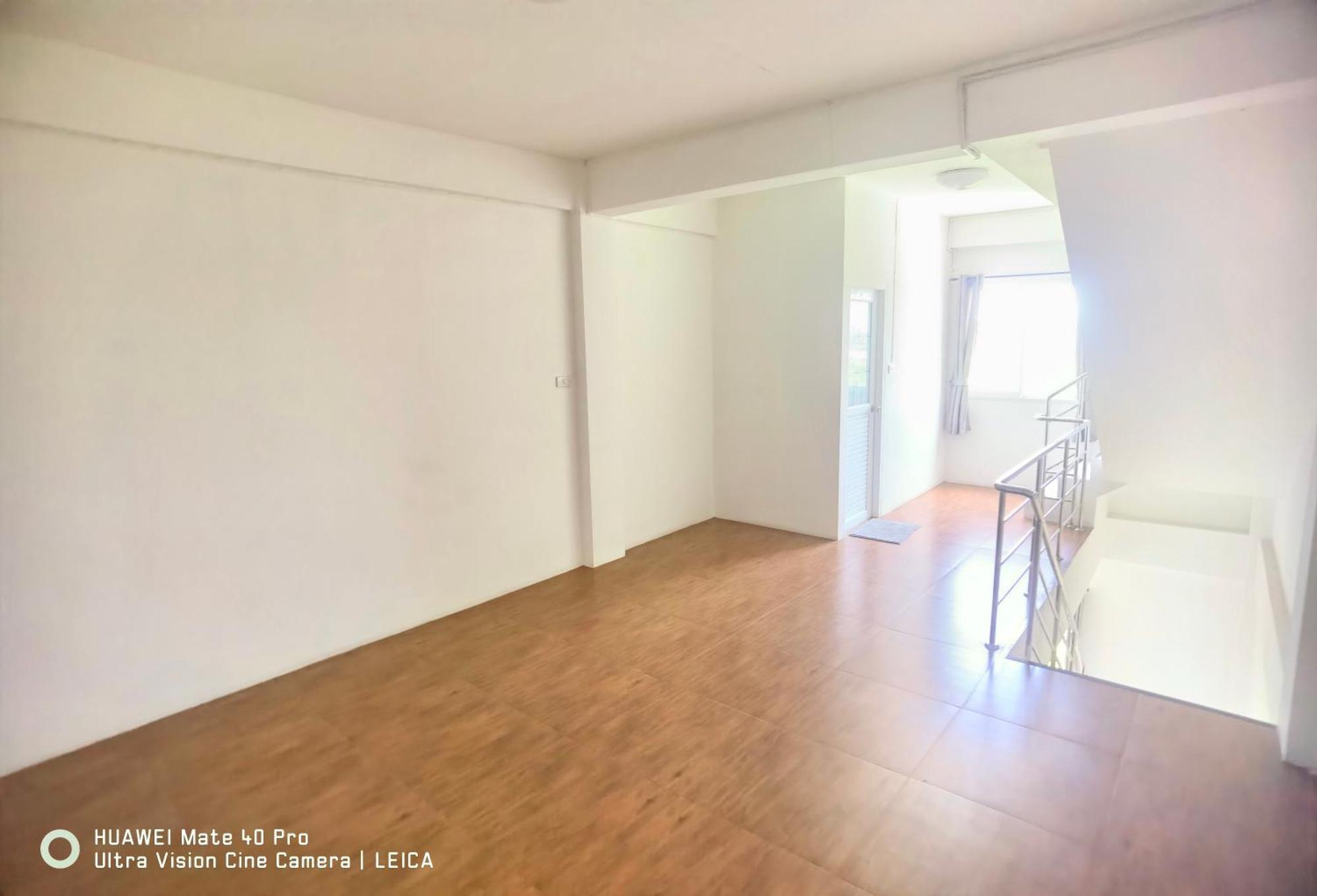 מלון Ban Khlong Krang 115 Townhouse מראה חיצוני תמונה
