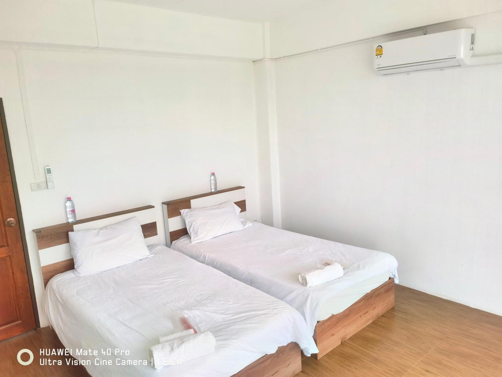 מלון Ban Khlong Krang 115 Townhouse מראה חיצוני תמונה