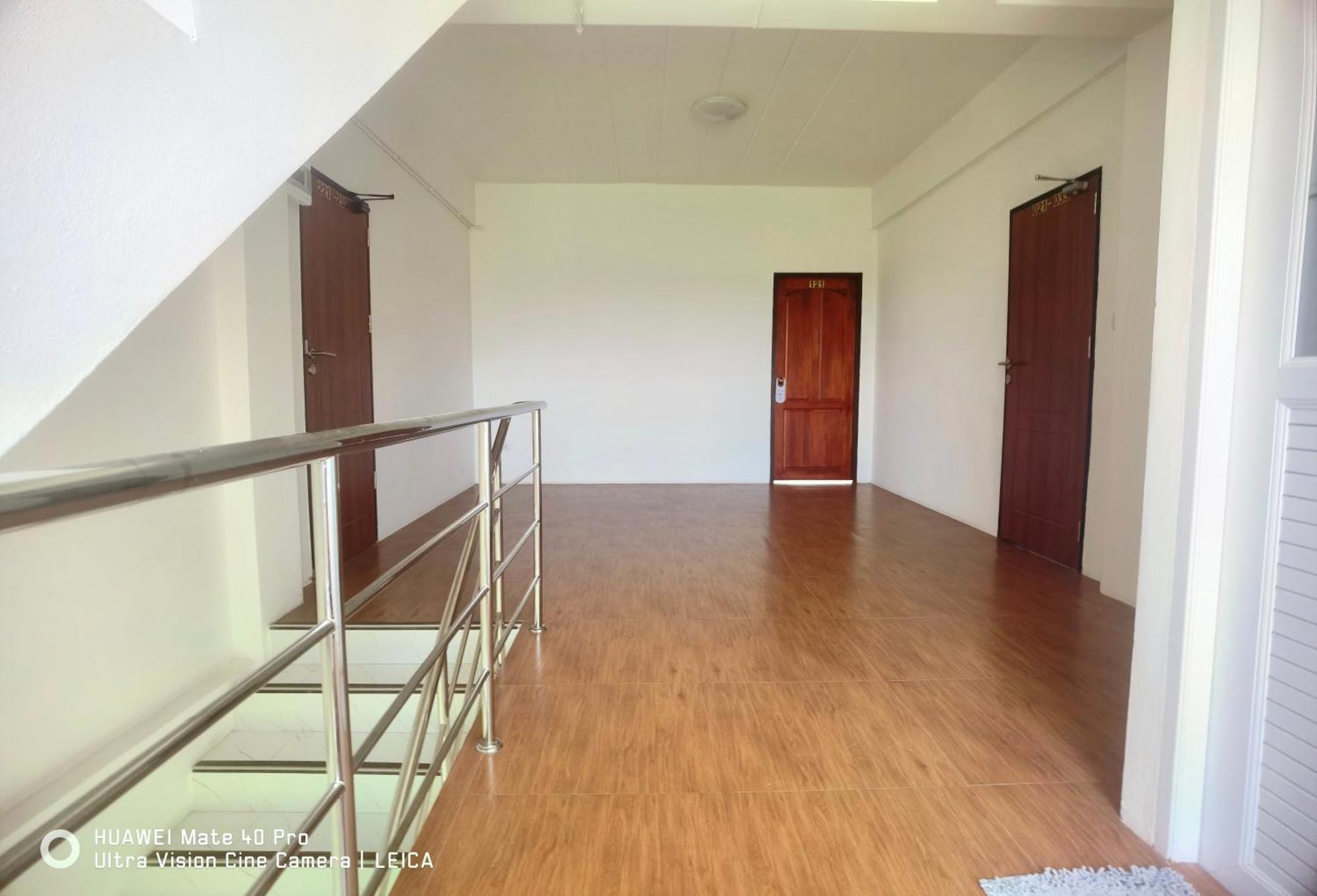 מלון Ban Khlong Krang 115 Townhouse מראה חיצוני תמונה