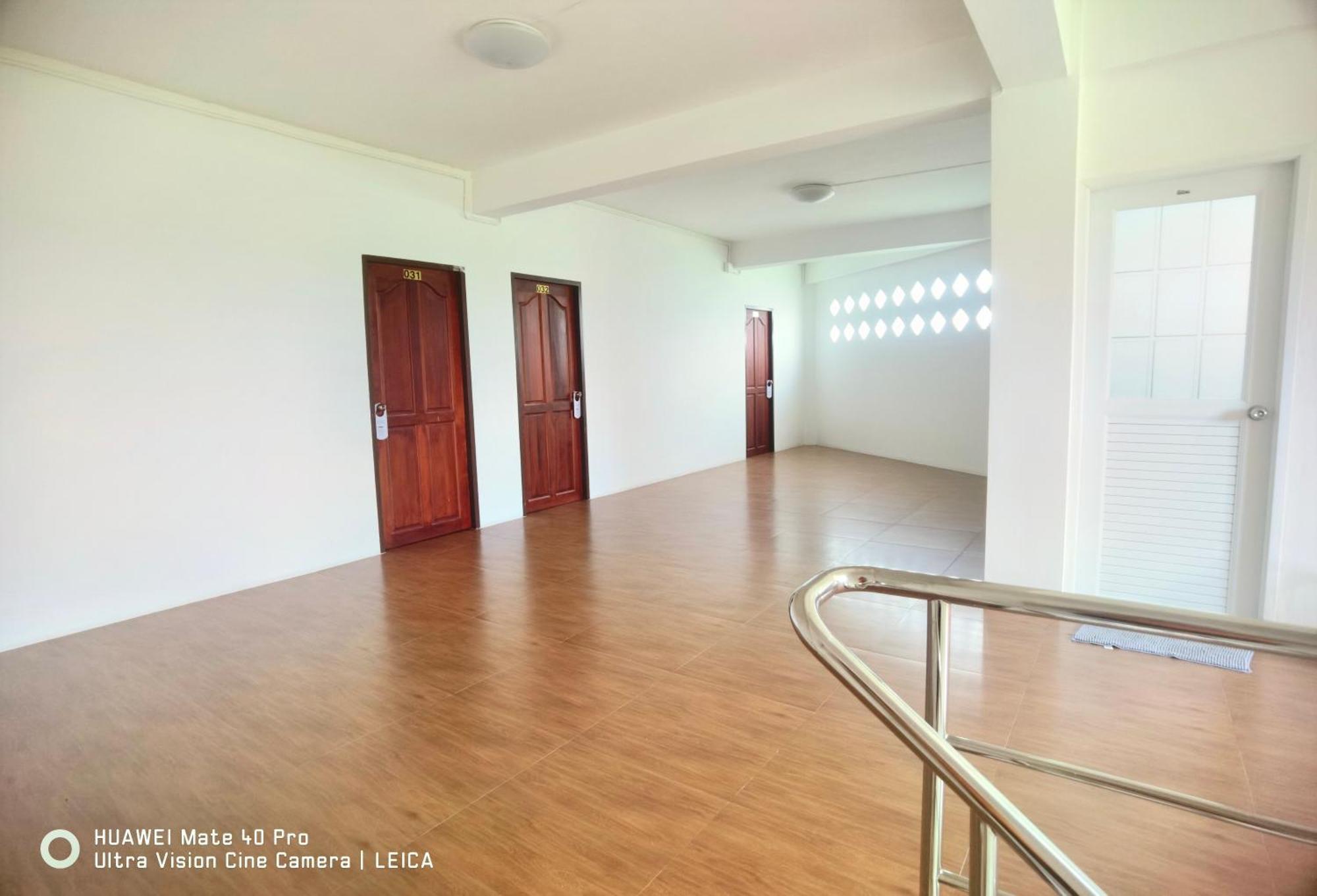מלון Ban Khlong Krang 115 Townhouse מראה חיצוני תמונה